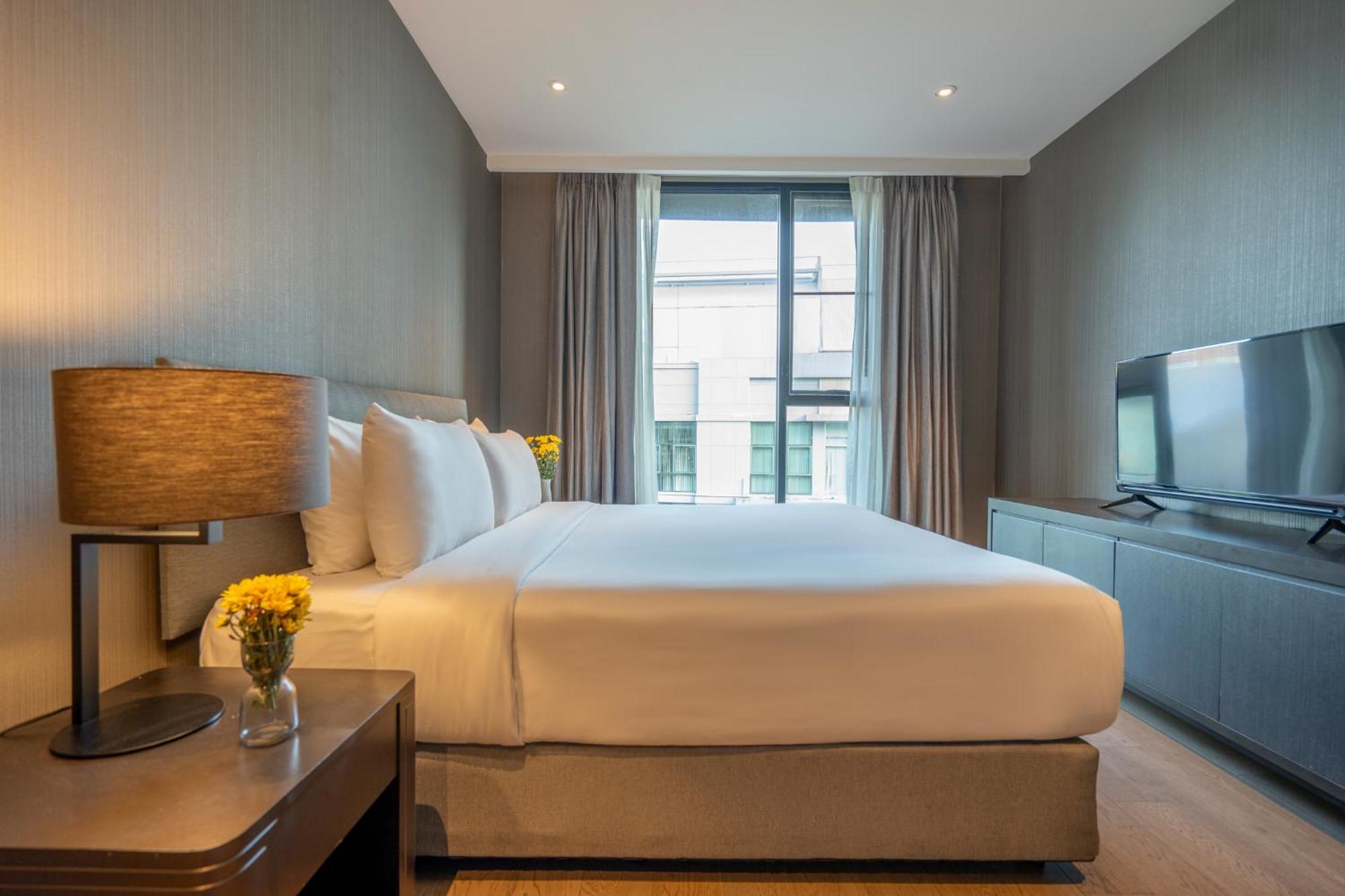 Walton Suites Sukhumvit Bangkok Exterior foto