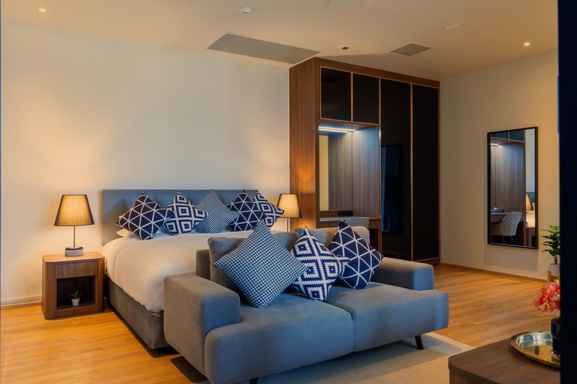 Walton Suites Sukhumvit Bangkok Exterior foto